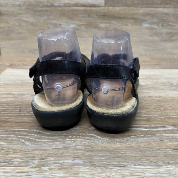 Clarks Ina Charm Black Leather Closed Toe Casual Shoe Women's Size 6.5M - Picture 3 of 6